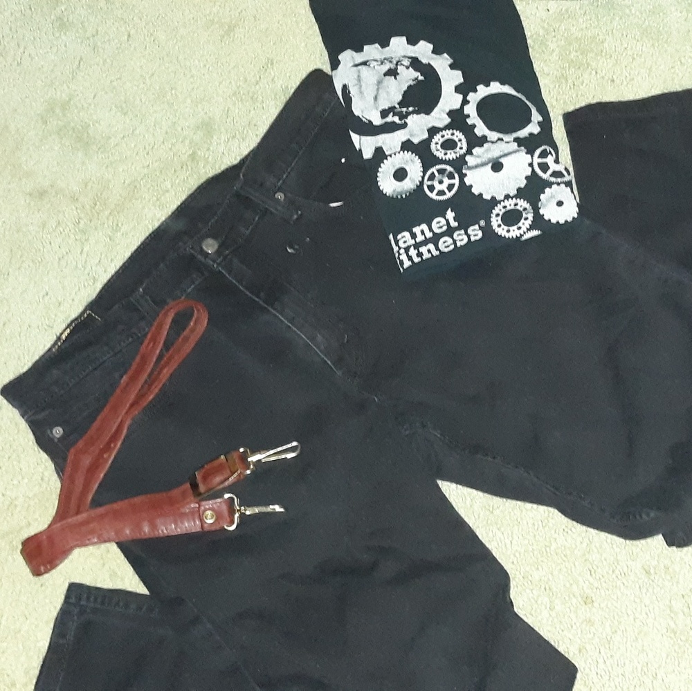 LEVIS mens black denim jeans